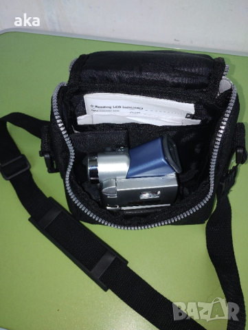  Детски Цифров фотоапарат камера 300K Pixel в оригинална чанта, снимка 2 - Камери - 44673369