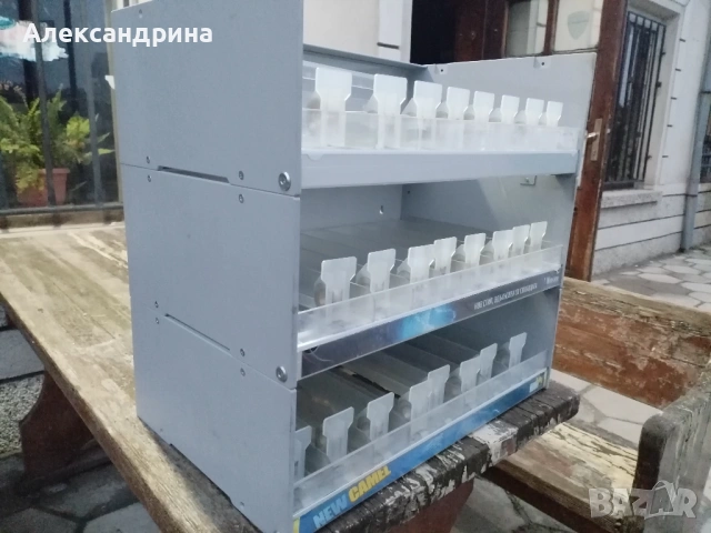 Стелаж за цигари 