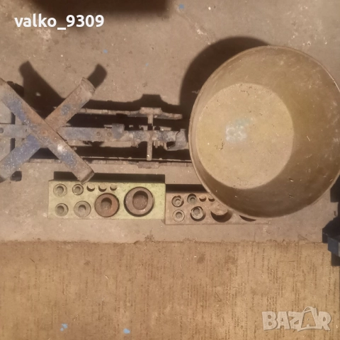 Стар кантар с купа и тежести, снимка 4 - Антикварни и старинни предмети - 51469956