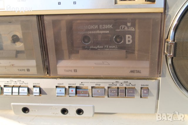 Радио касетофон ''Sharp GF 575 Z'', снимка 8 - Радиокасетофони, транзистори - 44435978