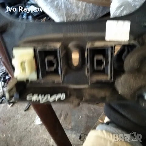 Декоративен панел за  Dacia Sandero , 275009384R, снимка 2 - Части - 47486846