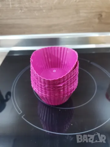 Комплект от 16 бр. силиконови формички за печене на  мъфини, снимка 3 - Форми - 48423992