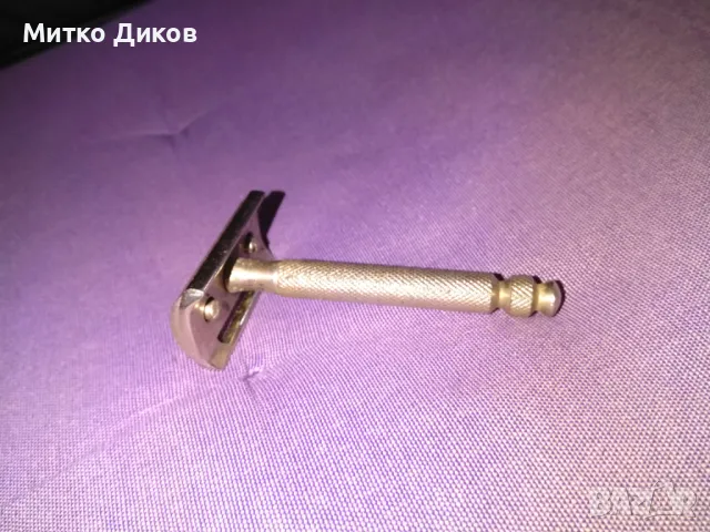 Метална самобръсначка от соца отлична