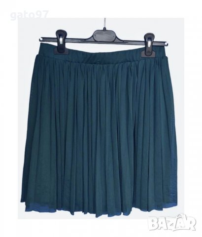 Зелена плисирана пола Reserved