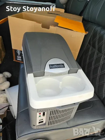 Електрическа хладилна чанта Halfords 8L – 12V за автомобил, снимка 3 - Хладилни чанти - 55961953