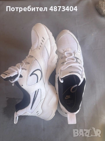 Nike Air Heights - маратонки