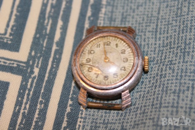 дамски часовник заря без верижка, снимка 3 - Антикварни и старинни предмети - 40835279