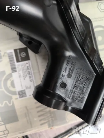 A6420901637=A6420901037**НОВО**MERCEDES-BENZ**OM642**V6**ВСМУКАТЕЛЕН КОЛЕКТОР**, снимка 3 - Части - 49643942