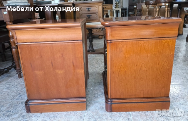 италиански нощни шкафчета, снимка 5 - Шкафове - 52525140