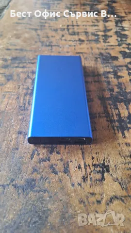 рower bank 10000 mAh, вход/изход тype-C, от син метал алуминий, снимка 2 - Външни батерии - 49249042