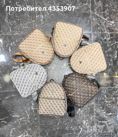 GUESS дамска раница, снимка 11 - Раници - 53614678