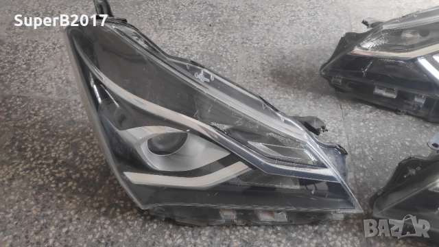 Продавам - оригинални ляв и десен фар за Тойота Ярис 2017-2020, снимка 4 - Части - 51968716