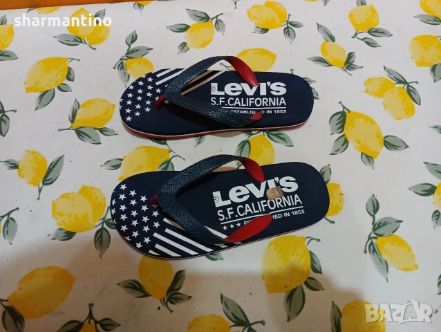 джапанки Levis като нови N 34, снимка 2 - Детски джапанки - 53330532