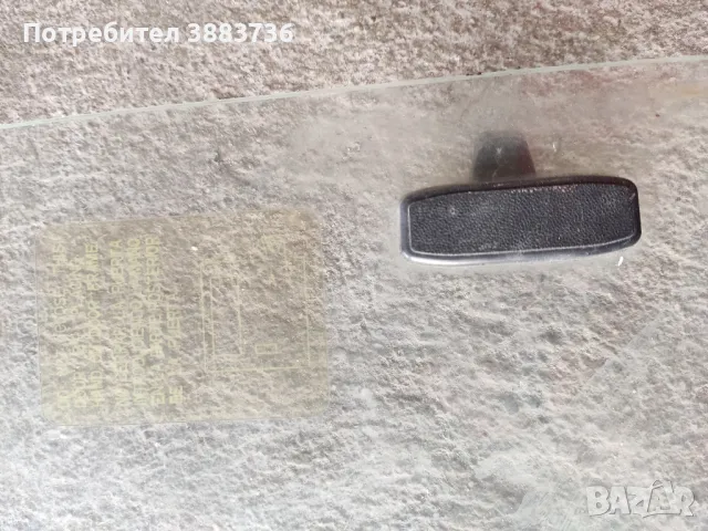 Странични стъкла за  бус Нисан,ретро, снимка 4 - Части - 47705318