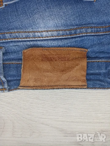 Дамски дънки Dsquared2, снимка 8 - Дънки - 51405149