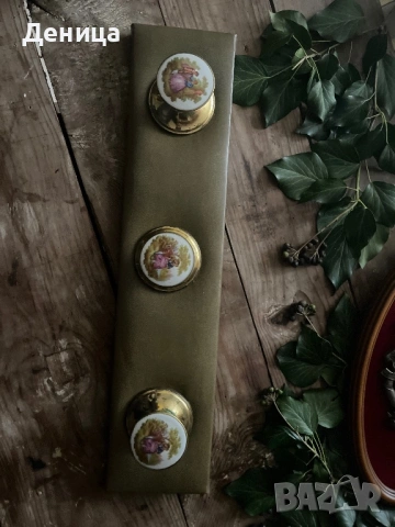 За любителите на романтиката💗  Винтидж стенна закачалка с порцеланови, снимка 5 - Декорация за дома - 53332160