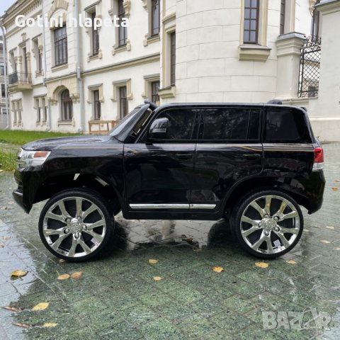 Акумулаторен джип TOYOTA LAND CRUISER ,12V батерия, C  MP3, с меки гуми с  Кожена седалка, снимка 3 - Детски велосипеди, триколки и коли - 41605785