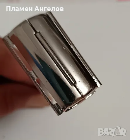 Винтидж класическа самобръсначка "Gillette Slim Twist" 1976г.Рядка,Колекционерска. , снимка 8 - Други ценни предмети - 55756075