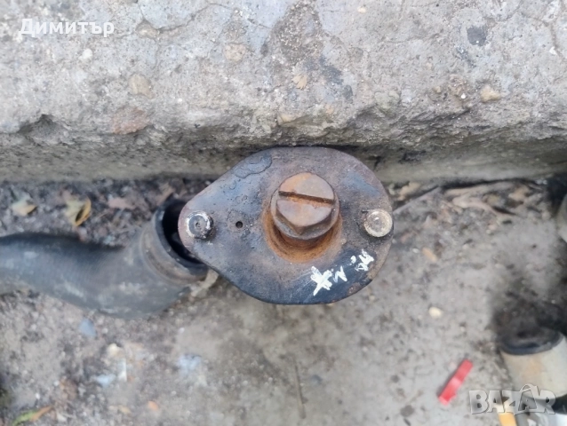 Държач - Винт Резервна Гума За Форд Пума 1999г / Ford Puma 1999y, снимка 2 - Части - 51673969