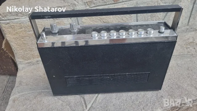 старо радио Grundig , снимка 5 - Радиокасетофони, транзистори - 56193722