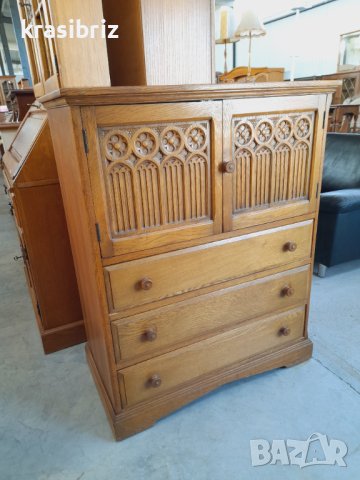 Масивен шкаф с чекмеджета-внос от Германия , снимка 4 - Шкафове - 41605327