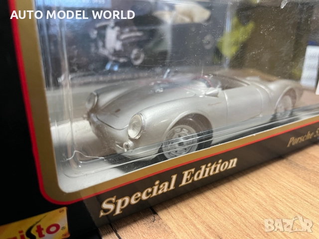 Метална колекционерска количка модел PORSCHE 356A Cabrio 1960 1:18, снимка 8 - Колекции - 52324273