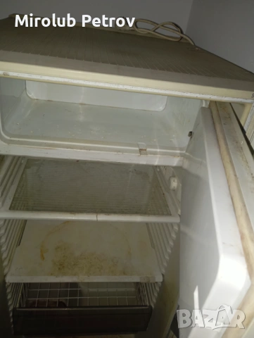 Хладилник фризер , снимка 4 - Хладилни витрини и фризери - 53287909