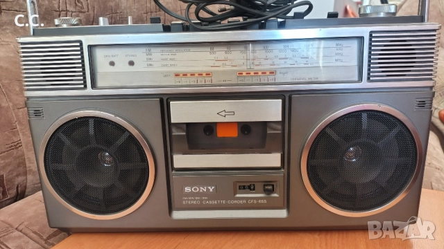 Перфектни Ретро касетофони Sony, снимка 3 - Радиокасетофони, транзистори - 52595673