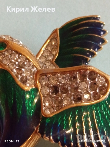 Винтидж брошка Колибри Attwood - Sawyer с 22 карата златно покритие Сваровски  емайл 75081, снимка 8 - Колиета, медальони, синджири - 52571885