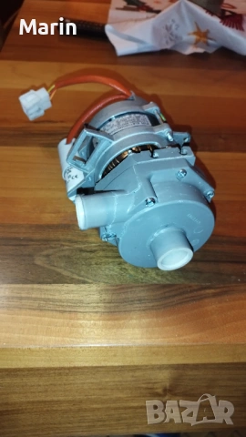 Електрическа помпа за съдомиялна Zanussi, снимка 5 - Водни помпи - 53526588