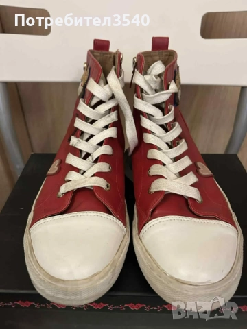 Червени дамски кецове Moschino, снимка 6 - Кецове - 37131584