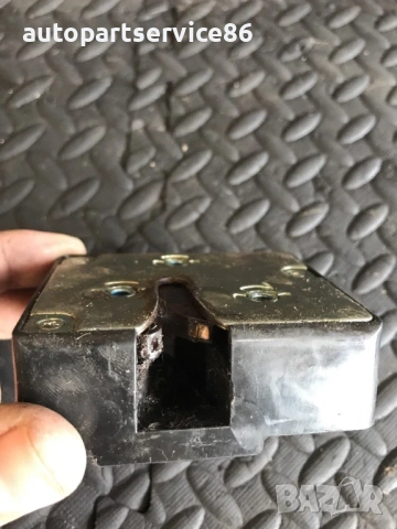 Механизъм на бравата на багажника за KIA Carnival 2.9 CRDi (2006–2010), снимка 3 - Части - 53187037