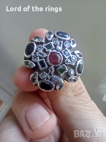 Дамски сребърен пръстен с камъни, снимка 2 - Пръстени - 44709645