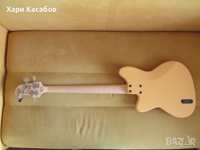 Бас китара Ibanez TMB100M като нова, снимка 4 - Китари - 52499683