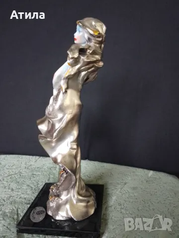 порцеланова статуетка 19/8 см посребрена, снимка 3 - Антикварни и старинни предмети - 49194423