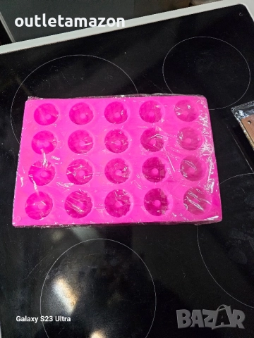 Комплект от 2 силиконови форми за печене, незалепващи, 29,8x19,9x2,2 см, за кексове Париж Саварин, снимка 5 - Форми - 52522619