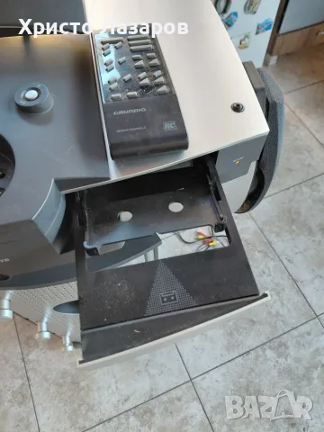 Стереоуредба Grundig, снимка 3 - Радиокасетофони, транзистори - 56160405