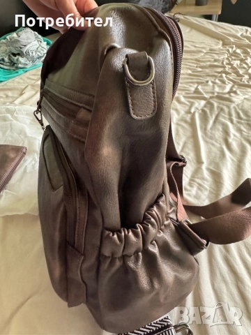 Дамска кожена раница с много джобове, снимка 9 - Раници - 51518273