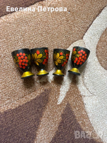 Дървени рисувани чаши/поставки за яйца Хохлома, снимка 1