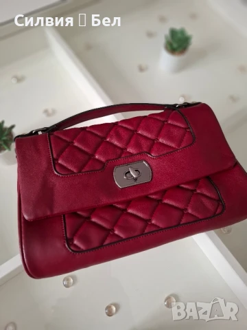 Дамска чанта, снимка 3 - Чанти - 50737247