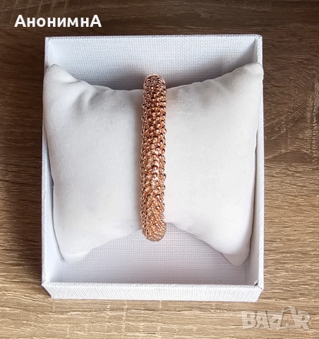 Твърда гривна Rose Gold Be loved 