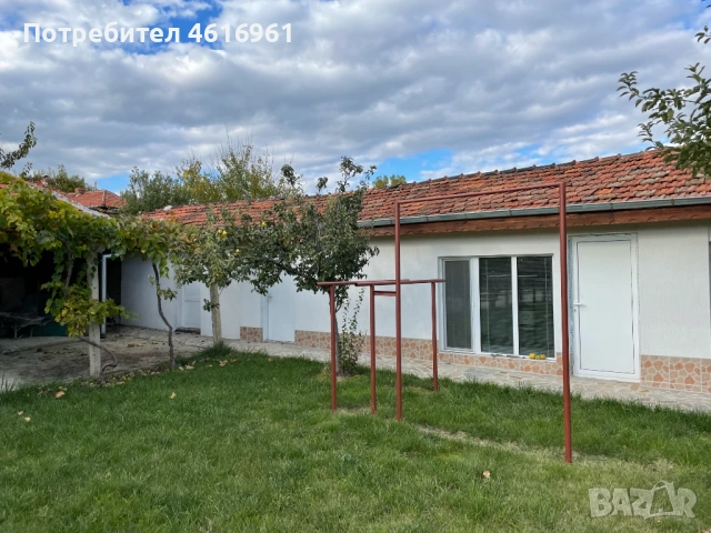 Продавам къща в с.Песнопой, снимка 2 - Къщи - 53742010