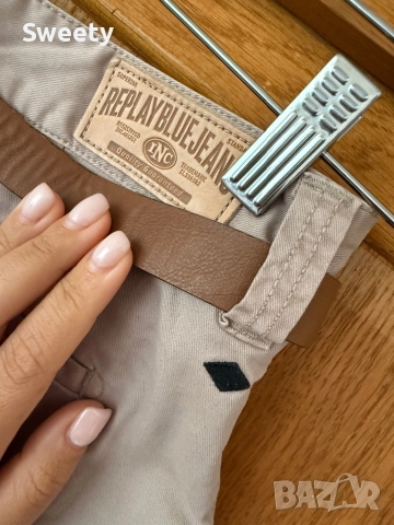 Replay чино къси панталони с висока талия в бежово кафяво, снимка 5 - Къси панталони и бермуди - 52321897