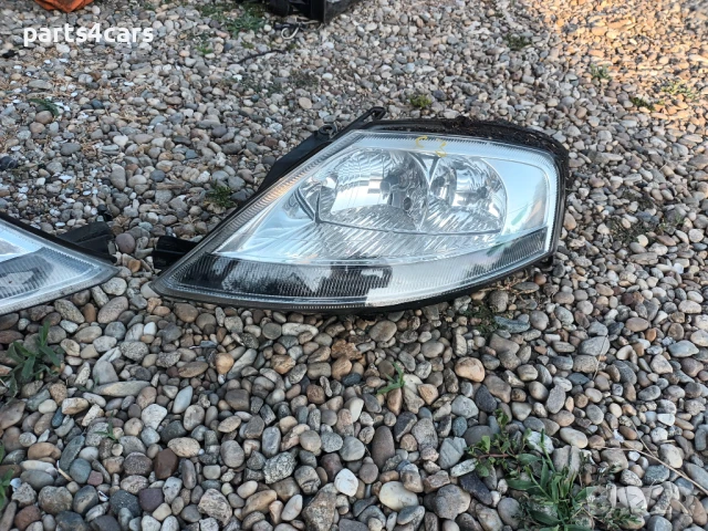 Ляв и десен фар за ситроен ц3 CITROEN C3, снимка 3 - Части - 48503485