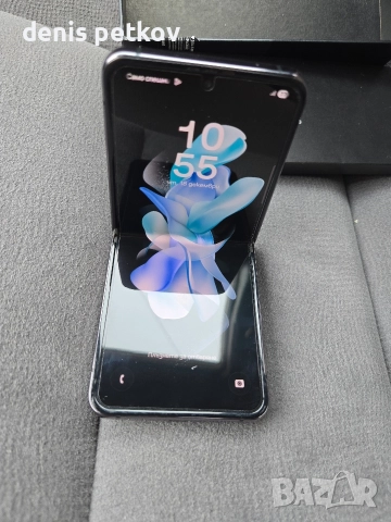 Samsung Galaxy Z Flip 4 256, снимка 3 - Samsung - 52834582