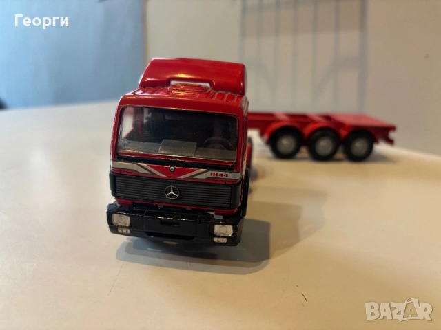 Метално камионче Мерцедес 1844, снимка 2 - Колекции - 53656054