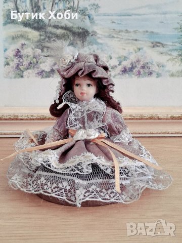 Стара порцеланова кукла , снимка 1