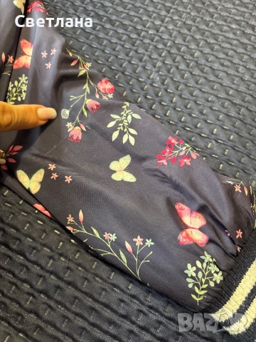 Яке 6-7 години, снимка 5 - Детски якета и елеци - 51943832