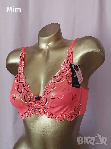 Hunkemoller 75 C Нов дантелен сутиен 