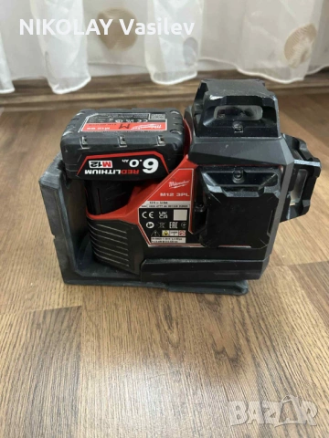 Лазерен нивелир Milwaukee, снимка 3 - Измервателни инструменти - 53391127